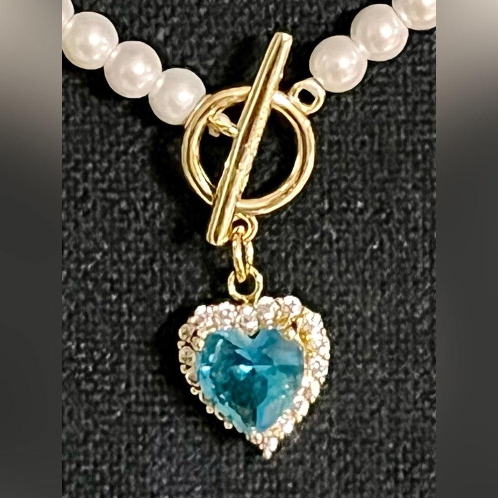 Hannah X Evry Jewels Blue Heart Pearl Toggle Choker Princesscore Coquette Y2K